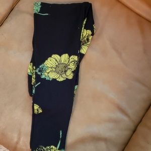 LuLaRoe Tween Leggings
